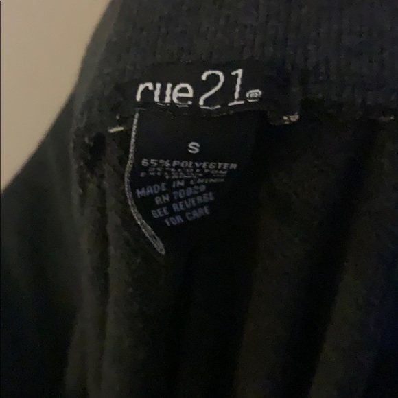 Joggers - Picture 2 of 2